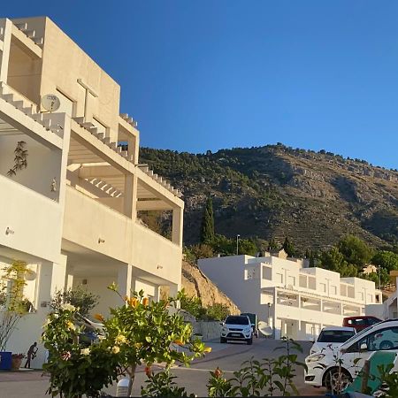 Dos Senoras Gordas Relleu المظهر الخارجي الصورة
